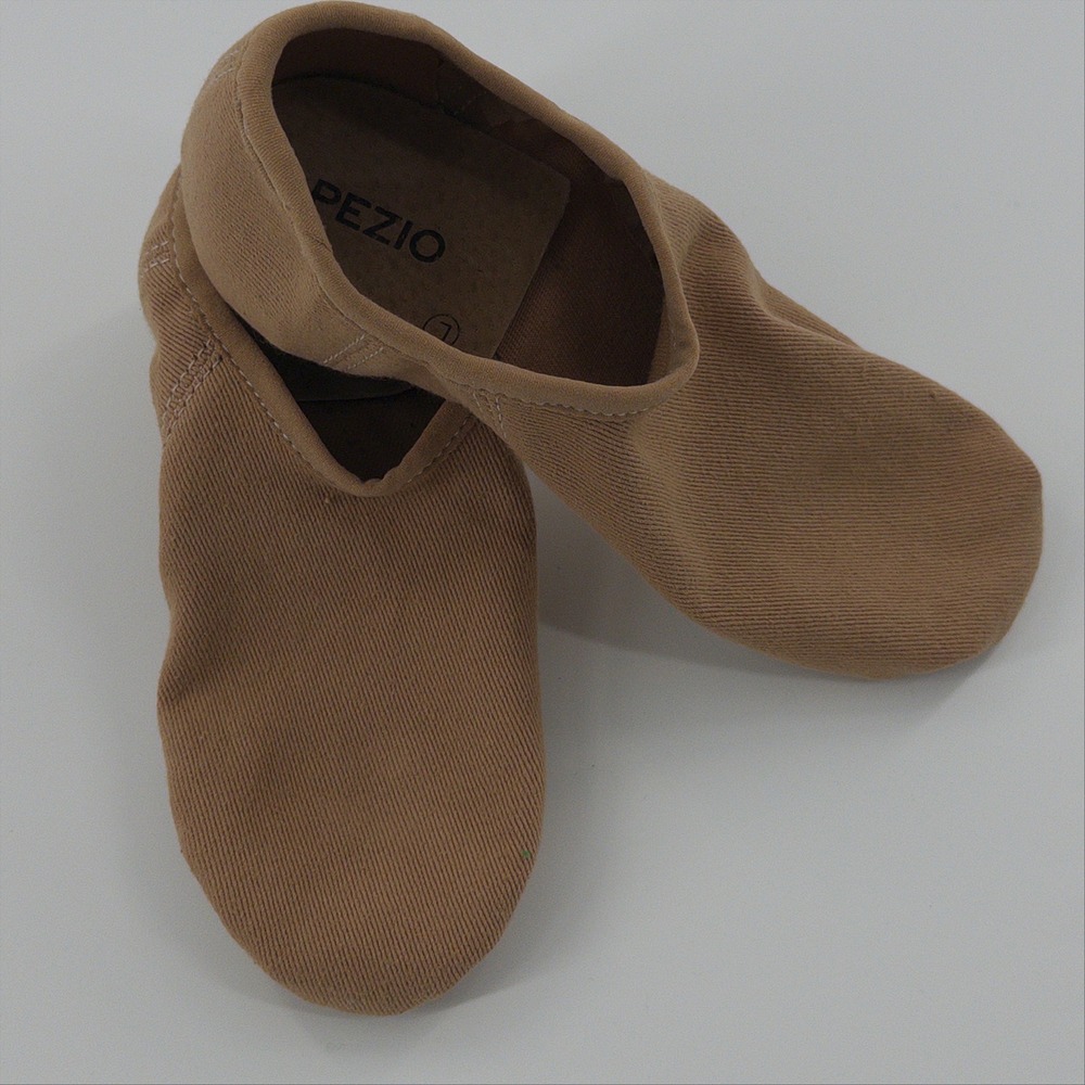 Capezio EOS PP17C Kids Canvas Jazz Shoes Caramel Tan Size 1.5 M Slip On Dance - Picture 1 of 9